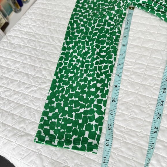 BCBG Max Azria Green White Wrap Dress Size L, Long Sleeve Abstract Pattern - Picture 9 of 11